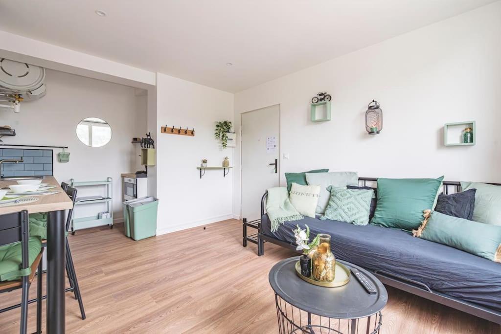 La Riviere, Appartement 3 Personnes Isles-sur-Suippe 外观 照片